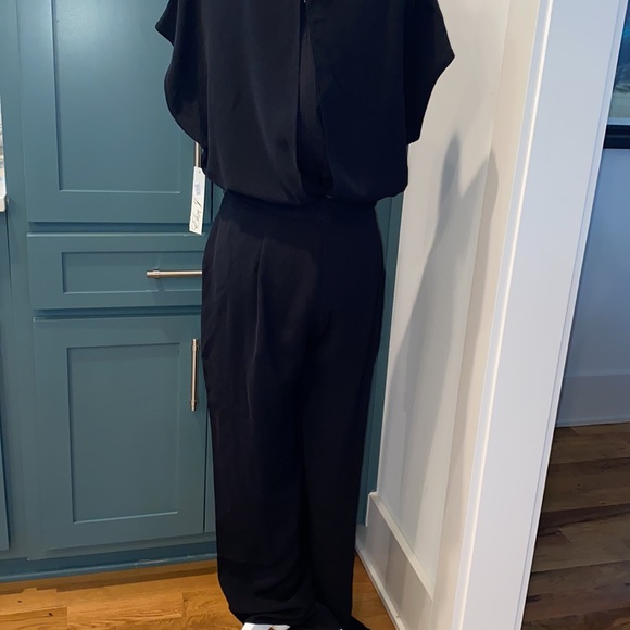 NWT ELIZA J Cap Sleeve Wide Leg Jumpsuit in Black - Picture 9 of 11